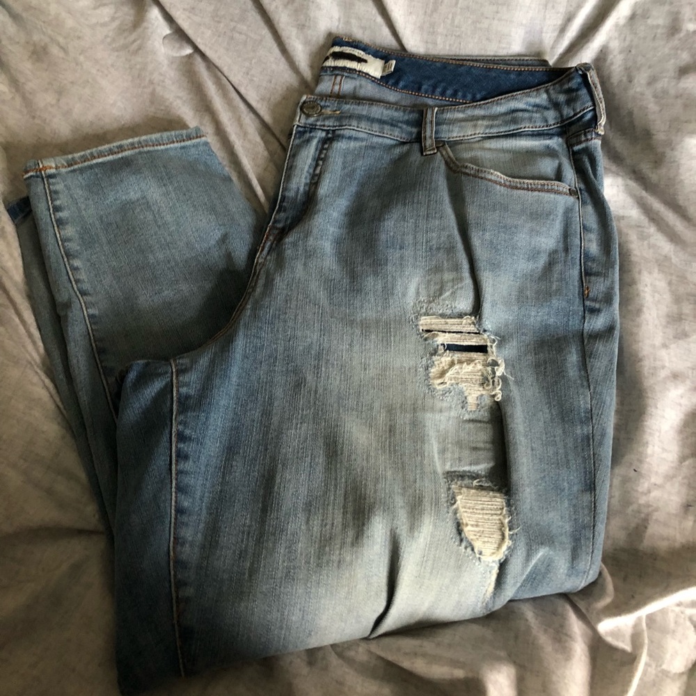 Torrid girlfriend ankle skinny jeans
